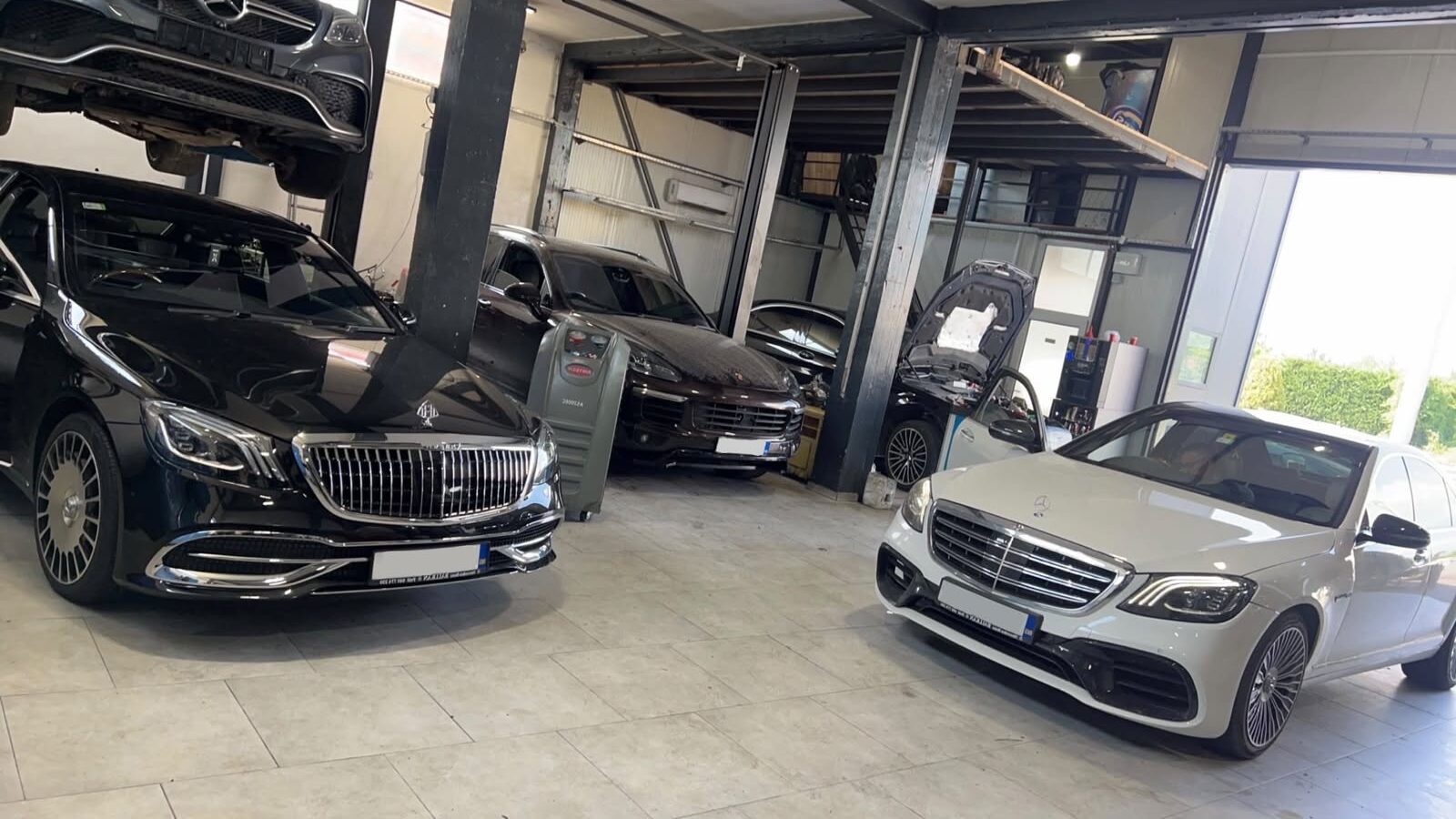 Mercedes-Benz në shitje